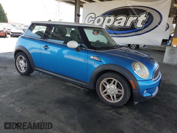 2007 MINI Hardtop S z VIN WMWMF73587TL91078, wystawiony jako Copart lot #65798545 z przebiegiem 118 513 mil mil oraz Czysty tytuł • Clean title. Historia ofert i sprzedaży dostępna na DreamBid. Obrazek 4.