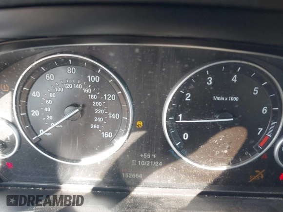 2015 BMW 5 Series 528i xDrive with VIN WBA5A7C58FD625974, listed as a IAAI auction lot 42193905 with 152,664 mi miles and . Bid and sale history available at carsss.com. Image 7.