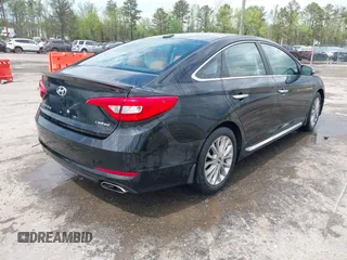 2015 Hyundai Sonata Limited with VIN 5NPE34AF4FH061094, listed as a IAAI auction lot 42044234 with Not Provided miles and . Bid and sale history available at carsss.com. Image 4.
