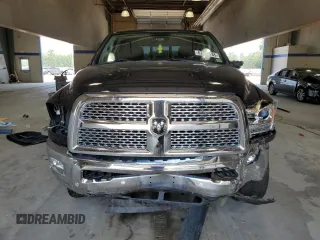 2018 Ram 2500 Laramie с VIN 3C6UR5FL6JG347651, выставлен на аукционе Copart как лот 62389185 с пробегом 58 148 миль миль и Списание • Salvage title. История ставок и продаж доступна на DreamBid. Изображение 5.
