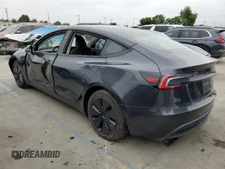 2024 Tesla Model 3 z VIN 5YJ3E1EA6RF773141, wystawiony jako Copart lot #61399385 z przebiegiem 9 245 mil mil oraz Szkoda całkowita • Salvage title. Historia ofert i sprzedaży dostępna na DreamBid. Obrazek 2.