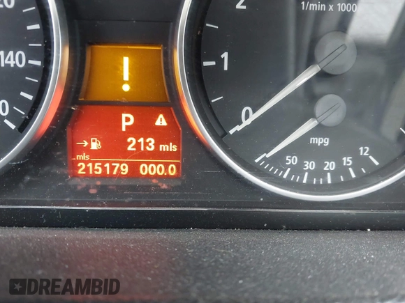 2006 BMW 3 Series 325i with VIN WBAVB13596PT09847, listed as a IAAI auction lot 42444103 with 215,179 mi miles and . Bid and sale history available at DreamBid. Image 7.