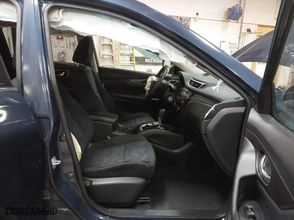 2016 Nissan Rogue S with VIN JN8AT2MV6GW152941, listed as a IAAI auction lot 41329557 with 89282 miles. Bid and sale history available at carsss.com. Image 5.