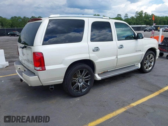 2005 Cadillac Escalade z VIN 1GYEK63N55R123817, wystawiony jako IAAI lot #42263549 z przebiegiem 297 279 mil mil oraz . Historia ofert i sprzedaży dostępna na DreamBid. Obrazek 4.