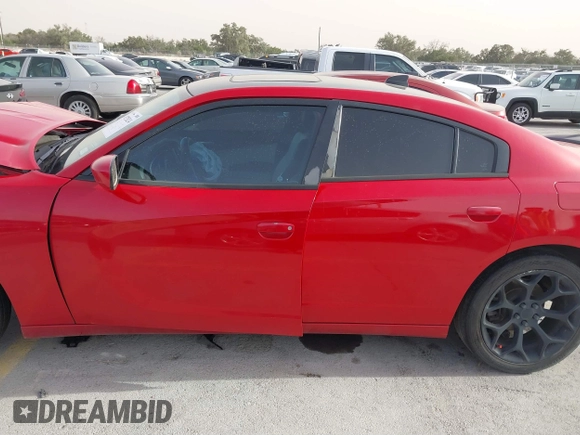 2015 Dodge Charger SXT with VIN 2C3CDXHG0FH827503, listed as a IAAI auction lot 41728214 with Not Provided miles and . Bid and sale history available at DreamBid. Image 15.