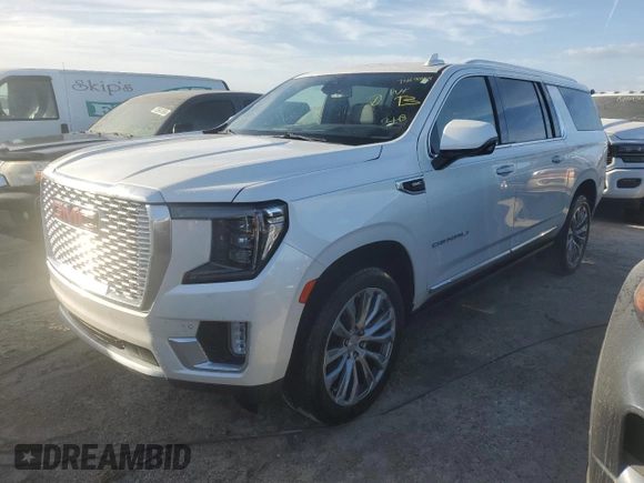 2022 GMC Yukon XL Denali with VIN 1GKS1JKL4NR132740, listed as a Copart auction lot 74690404 with 30,914 mi miles and Non Repairable. Bid and sale history available at DreamBid. Image 1.