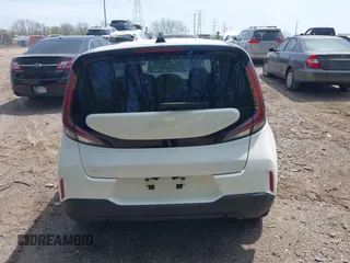 2024 Kia Soul S with VIN KNDJ23AUXR7227864, listed as a IAAI auction lot 42085723 with 28,767 mi miles and . Bid and sale history available at DreamBid. Image 16.