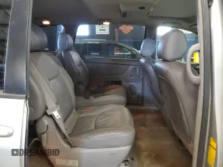 2008 Toyota Sienna XLE with VIN 5TDBK22C88S012167, listed as a Copart auction lot 48906155 with 154,570 mi miles and Clean Title. Bid and sale history available at carsss.com. Image 11.