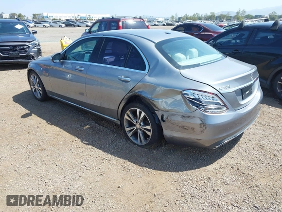 2015 Mercedes-Benz C 300 with VIN 55SWF4JB0FU061535, listed as a IAAI auction lot 42064350 with 103,051 mi miles and . Bid and sale history available at carsss.com. Image 3.