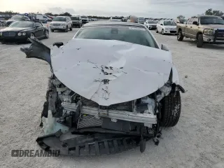 2013 Lincoln MKZ with VIN 3LN6L2G91DR813513, listed as a Copart auction lot 81330064 with Not Provided miles and Salvage Title. Bid and sale history available at DreamBid. Image 5.