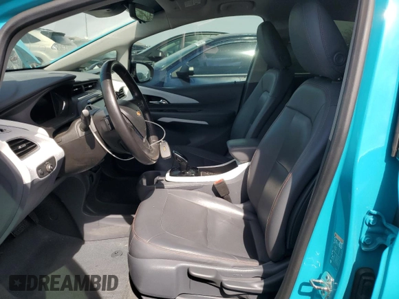 2020 Chevrolet Bolt EV Premier с VIN 1G1FZ6S04L4129672, выставлен на аукционе Copart как лот 51336235 с пробегом 31 808 миль миль и Списание • Salvage title. История ставок и продаж доступна на DreamBid. Изображение 7.