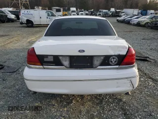 2000 Ford Crown Victoria Police Police Interceptor with VIN 2FAFP71W9YX101655, listed as a Copart auction lot 84666134 with 180,034 mi miles and Salvage Title. Bid and sale history available at carsss.com. Image 6.