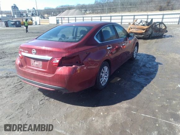 2016 Nissan Altima SR with VIN 1N4AL3AP8GC133452, listed as a IAAI auction lot 41743769 with 194,640 mi miles and . Bid and sale history available at carsss.com. Image 4.