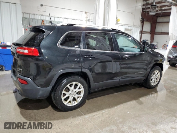 2016 Jeep Cherokee Altitude z VIN 1C4PJMCB7GW269314, wystawiony jako Copart lot #63018025 z przebiegiem 102 179 mil mil oraz Szkoda całkowita • Salvage title. Historia ofert i sprzedaży dostępna na DreamBid. Obrazek 3.