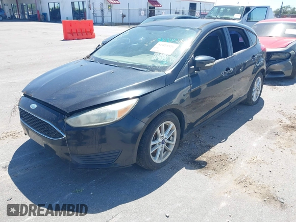 2015 Ford Focus SE with VIN 1FADP3K25FL223726, listed as a IAAI auction lot 42028526 with 43,047 mi miles. Bid and sale history available at carsss.com. Image 2.