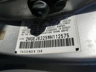 1998 Honda Civic CX with VIN 2HGEJ6325WH112575, listed as a Copart auction lot 77186644 with 147,976 mi miles and Salvage Title. Bid and sale history available at carsss.com. Image 12.