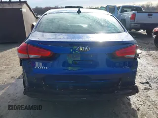 2018 Kia Forte LX with VIN 3KPFK4A76JE184604, listed as a IAAI auction lot 41965195 with 87,732 mi miles. Bid and sale history available at carsss.com. Image 17.