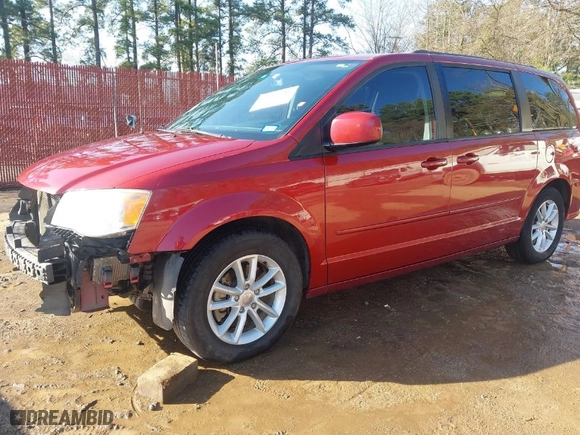 2015 Dodge Grand Caravan SXT with VIN 2C4RDGCG1FR512748, listed as a IAAI auction lot 41765241 with 204,961 mi miles. Bid and sale history available at carsss.com. Image 2.
