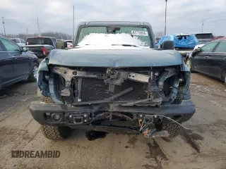 2022 Ford Bronco with VIN 1FMEE5DH8NLA89385, listed as a Copart auction lot 81772054 with 28,064 mi miles and Salvage Title. Bid and sale history available at DreamBid. Image 5.