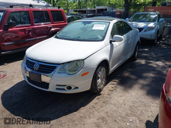 2008 Volkswagen Eos Turbo with VIN WVWAA71F98V040279, listed as a IAAI auction lot 42211570 with 138,453 mi miles and . Bid and sale history available at DreamBid. Image 2.