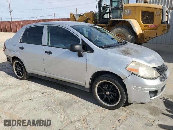 2010 Nissan Versa 1.6 with VIN 3N1CC1AP4AL372566, listed as a Copart auction lot 84704534 with 333,475 mi miles and Salvage Title. Bid and sale history available at carsss.com. Image 4.