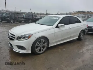 2016 Mercedes-Benz E-Class E 350 Luxury with VIN WDDHF8JB6GB171808, listed as a Copart auction lot 43963555 with 156,824 mi miles and Salvage Title. Bid and sale history available at carsss.com. Image 1.