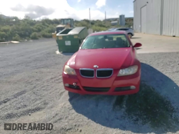 2007 BMW 3 Series 328xi с VIN WBAVC93597KX55782, выставлен на аукционе Copart как лот 55700835 с пробегом 102 944 миль миль и Списание • Salvage title. История ставок и продаж доступна на DreamBid. Изображение 13.