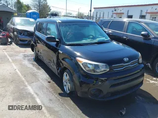 2018 Kia Soul with VIN KNDJN2A28J7514608, listed as a IAAI auction lot 41894055 with 131,041 mi miles. Bid and sale history available at carsss.com. Image 1.