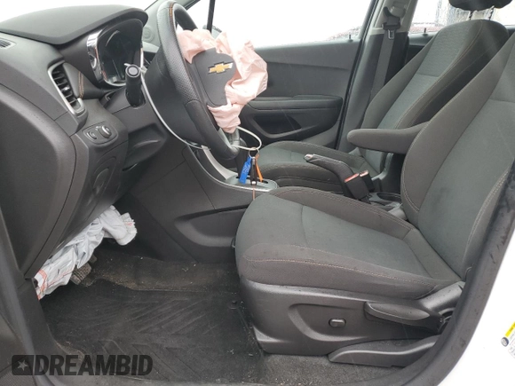 2021 Chevrolet Trax LS with VIN KL7CJNSB3MB344113, listed as a Copart auction lot 47394635 with 34,465 mi miles and Salvage Title. Bid and sale history available at carsss.com. Image 7.