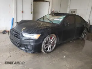 2021 Audi S6 Prestige z VIN WAUFFAF22MN085601, wystawiony jako Copart lot #39778394 z przebiegiem 56 501 mil mil oraz . Historia ofert i sprzedaży dostępna na DreamBid. Obrazek 1.