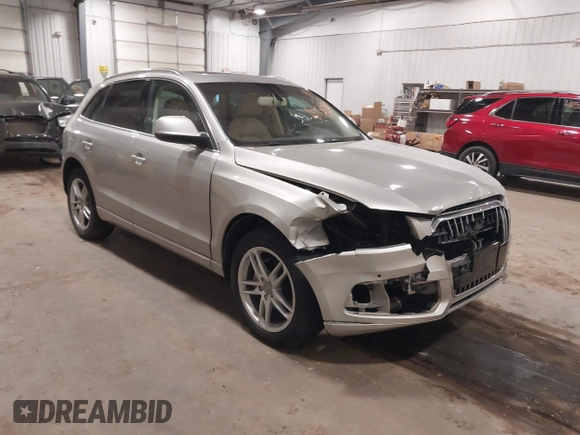 2014 Audi Q5 Premium Plus z VIN WA1LFAFP1EA075646, wystawiony jako IAAI lot #41528806 z przebiegiem 104 265 mil mil oraz . Historia ofert i sprzedaży dostępna na DreamBid. Obrazek 1.