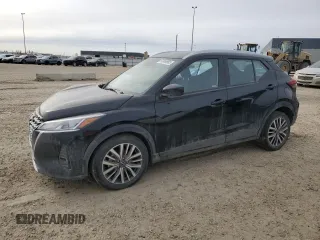 2024 Nissan Kicks SV z VIN 3N1CP5CVXRL545686, wystawiony jako Copart lot #53349985 z przebiegiem 37 108 mil mil oraz Szkoda całkowita • Salvage title. Historia ofert i sprzedaży dostępna na DreamBid. Obrazek 1.