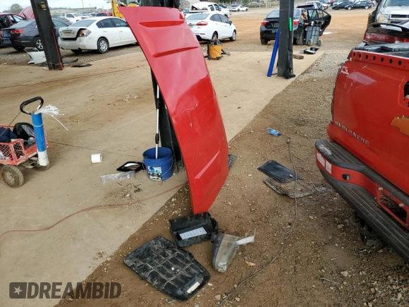 2011 Chevrolet Avalanche LS with VIN 3GNMCEE04BG133722, listed as a Copart auction lot 78831604 with 226,071 mi miles and Salvage Title. Bid and sale history available at carsss.com. Image 12.