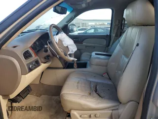 2010 Chevrolet Tahoe LT z VIN 1GNMCBE31AR144717, wystawiony jako Copart lot #46361155 z przebiegiem 153 575 mil mil oraz Szkoda całkowita • Salvage title. Historia ofert i sprzedaży dostępna na DreamBid. Obrazek 7.