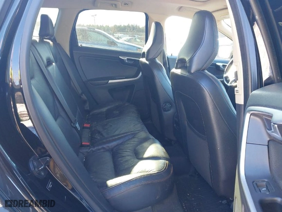 2012 Volvo XC60 3.0L with VIN YV4902DZ5C2241960, listed as a IAAI auction lot 41184310 with 165,353 mi miles. Bid and sale history available at carsss.com. Image 8.