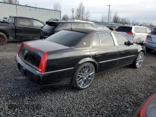 2006 Cadillac DTS 1SD z VIN 1G6KD57Y16U140102, wystawiony jako Copart lot #46145435 z przebiegiem 95 567 mil mil oraz Szkody całkowita. Historia ofert i sprzedaży dostępna na DreamBid. Obrazek 3.