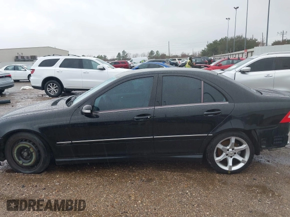 2007 Mercedes-Benz C 230 Sport with VIN WDBRF52H47E023492, listed as a IAAI auction lot 41561085 with 154,707 mi miles and . Bid and sale history available at DreamBid. Image 15.