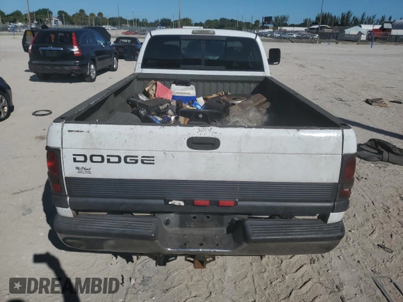 2000 Dodge Ram 3500 with VIN 1B7MC3361YJ130563, listed as a Copart auction lot 82464224 with 251,743 mi miles and Clean Title. Bid and sale history available at carsss.com. Image 6.