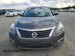 2015 Nissan Altima S with VIN 1N4AL3AP0FN336662, listed as a Copart auction lot 55732935 with 325,266 mi miles and Clean Title. Bid and sale history available at carsss.com. Image 5.
