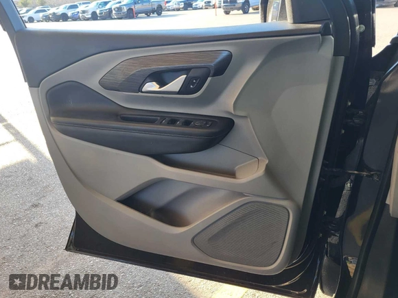 2022 GMC Terrain SLE with VIN 3GKALMEV6NL211841, listed as a IAAI auction lot 42673268 with 50,087 mi miles and . Bid and sale history available at DreamBid. Image 9.