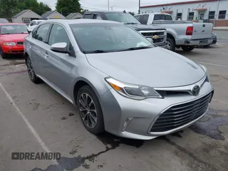 2018 Toyota Avalon XLE z VIN 4T1BK1EB2JU285938, wystawiony jako IAAI lot #42288962 z przebiegiem 159 801 mil mil oraz . Historia ofert i sprzedaży dostępna na DreamBid. Obrazek 1.