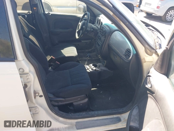 2005 Chrysler PT Cruiser Touring with VIN 3C4FY58B55T561763, listed as a IAAI auction lot 42141671 with 191,082 mi miles. Bid and sale history available at carsss.com. Image 5.