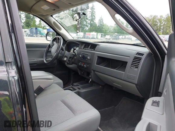 2009 Dodge Dakota with VIN 1D7HW32P09S798360, listed as a IAAI auction lot 42426400 with 50,988 mi miles and . Bid and sale history available at DreamBid. Image 5.