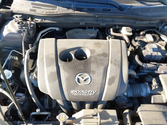2015 Mazda 3 i Sport with VIN 3MZBM1U77FM190425, listed as a IAAI auction lot 41639316 with 89,596 mi miles and . Bid and sale history available at carsss.com. Image 10.