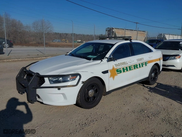 2017 Ford Police Interceptor Sedan with VIN 1FAHP2MK4HG127994, listed as a IAAI auction lot 41583366 with 135,839 mi miles. Bid and sale history available at carsss.com. Image 2.