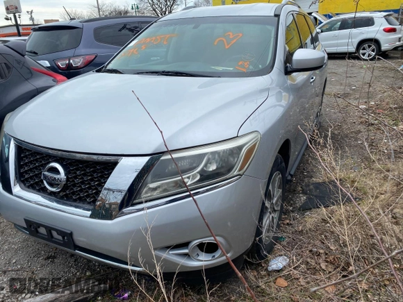 2013 Nissan Pathfinder SV with VIN 5N1AR2MM5DC602041, listed as a Copart auction lot 53397975 with 145,818 mi miles and Clean Title. Bid and sale history available at carsss.com. Image 2.