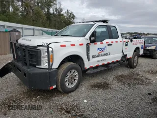 2023 Ford F-250 XL z VIN 1FT7X2BA8PEC36291, wystawiony jako Copart lot #88395145 z przebiegiem 77 985 mil mil oraz Nie do naprawy • Non repairable. Historia ofert i sprzedaży dostępna na DreamBid. Obrazek 1.