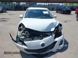 2013 Mazda Mazda3 i Sport with VIN JM1BL1U71D1701482, listed as a IAAI auction lot 41983133 with 110,966 mi miles. Bid and sale history available at carsss.com. Image 13.