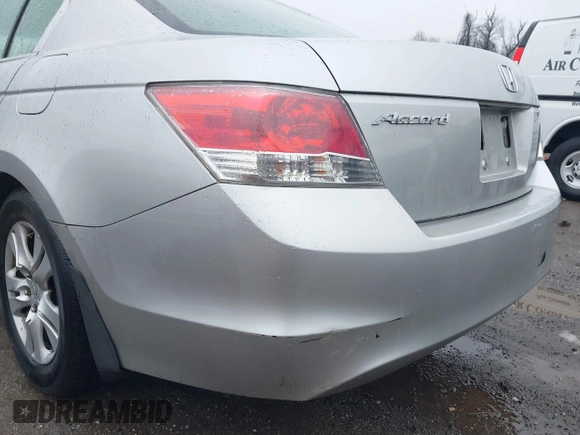 2009 Honda Accord LX-P z VIN 1HGCP26419A129811, wystawiony jako IAAI lot #41575565 z przebiegiem 211 049 mil mil oraz . Historia ofert i sprzedaży dostępna na DreamBid. Obrazek 15.