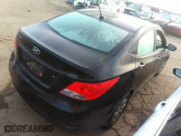 2013 Hyundai Accent GLS with VIN KMHCT4AE3DU284644, listed as a IAAI auction lot 35066001 with 0 mi miles. Bid and sale history available at carsss.com. Image 4.